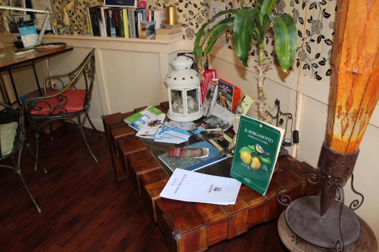 Anirbas Bed and Breakfast Reggio di Calabria Buitenkant foto